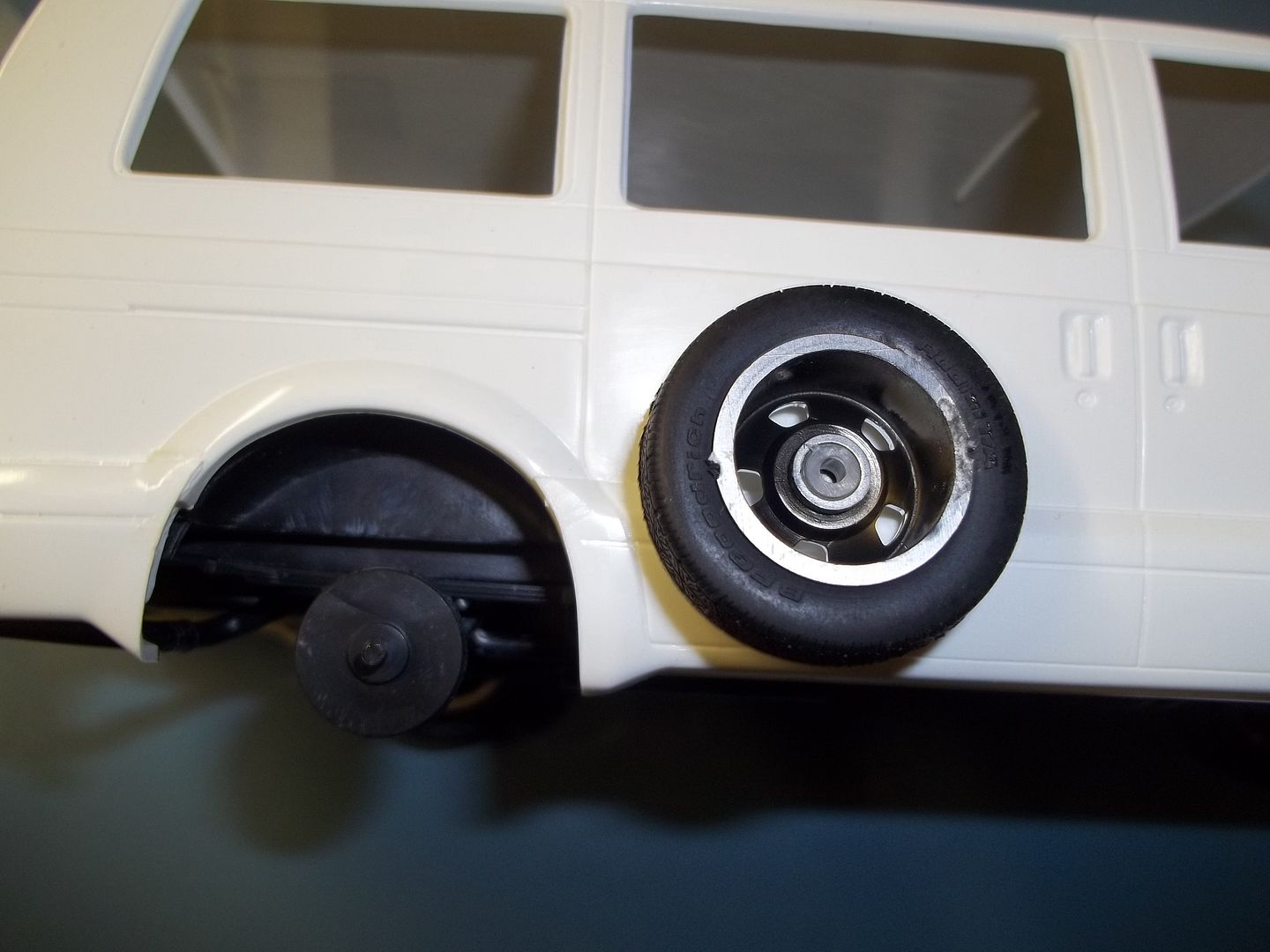 import%20kit%20wheel%20mounting%20005_zp