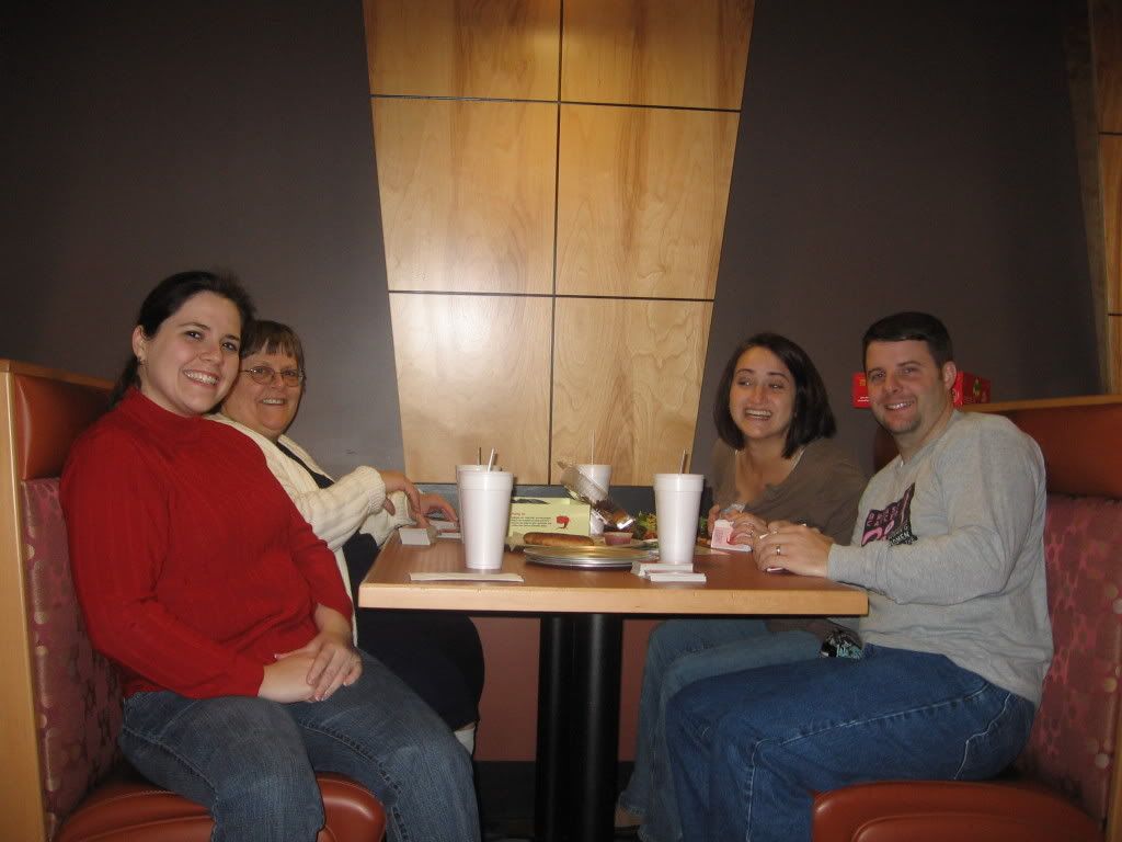 Me, Mom, Ka and El at Garlic Jim's