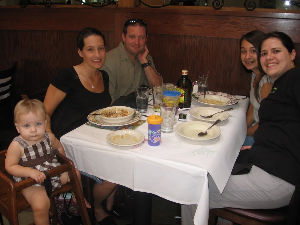 Shayla, Julie, Jon, Alysha, and I ate at Macaroni Grill before I left