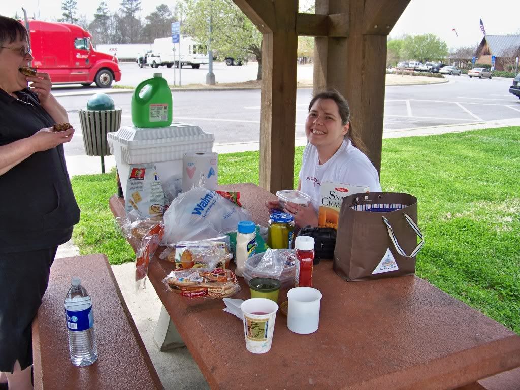 Lunch at the first rest stop in AL