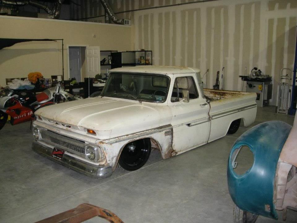 555494_498402296855637_818895006_n_zpsab