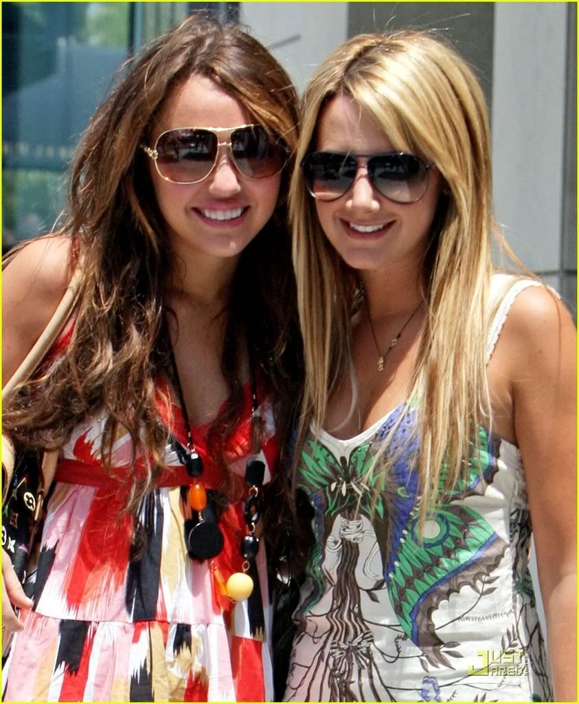 ashley-tisdale-miley-cyrus-11.jpg Ashley And Miley Going Shopping image by ashleytisdales01fan