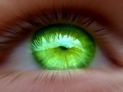    green_eye2.jpg