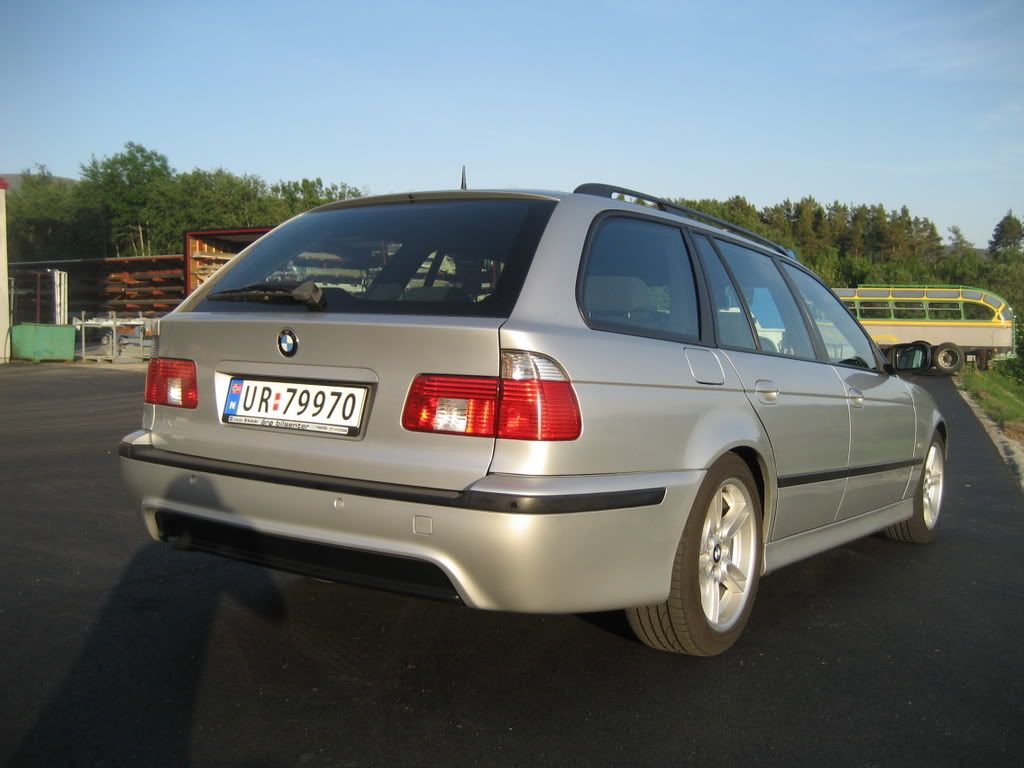 Bmw530DM-TechBakfraHS.jpg