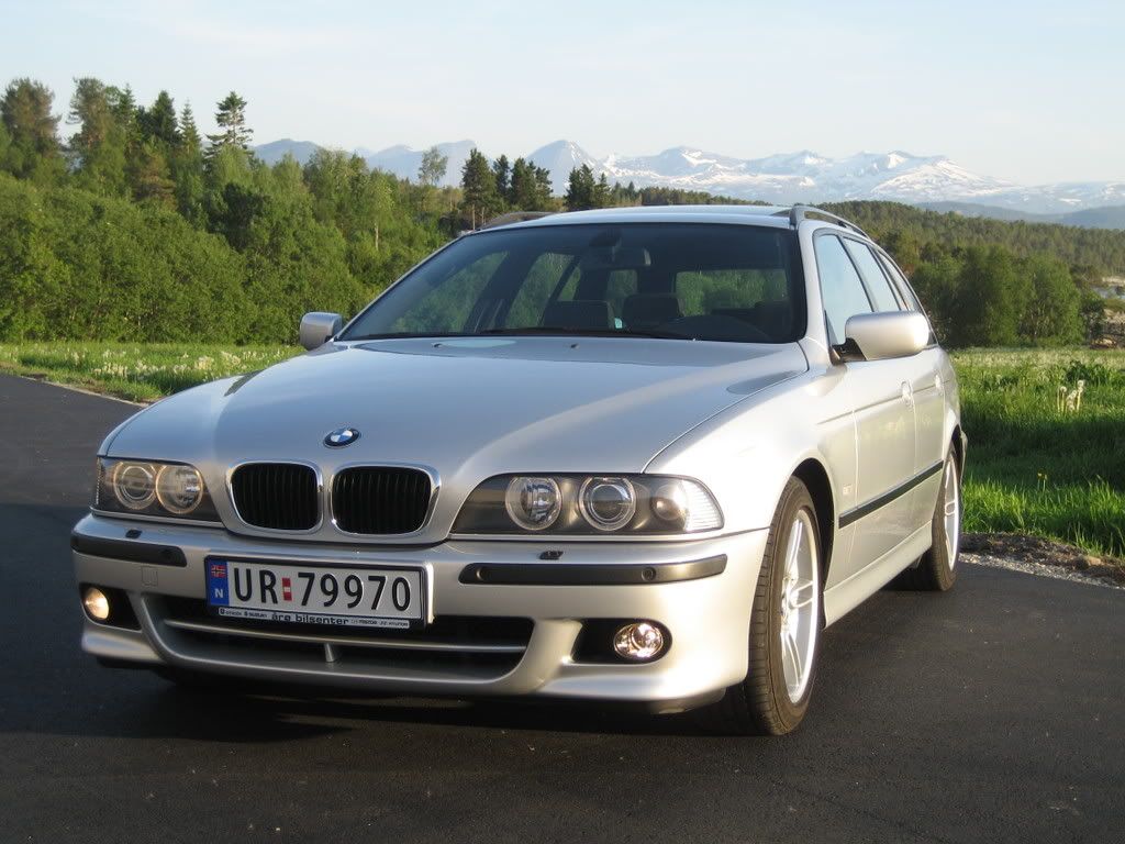 Bmw530DM-techForfra.jpg