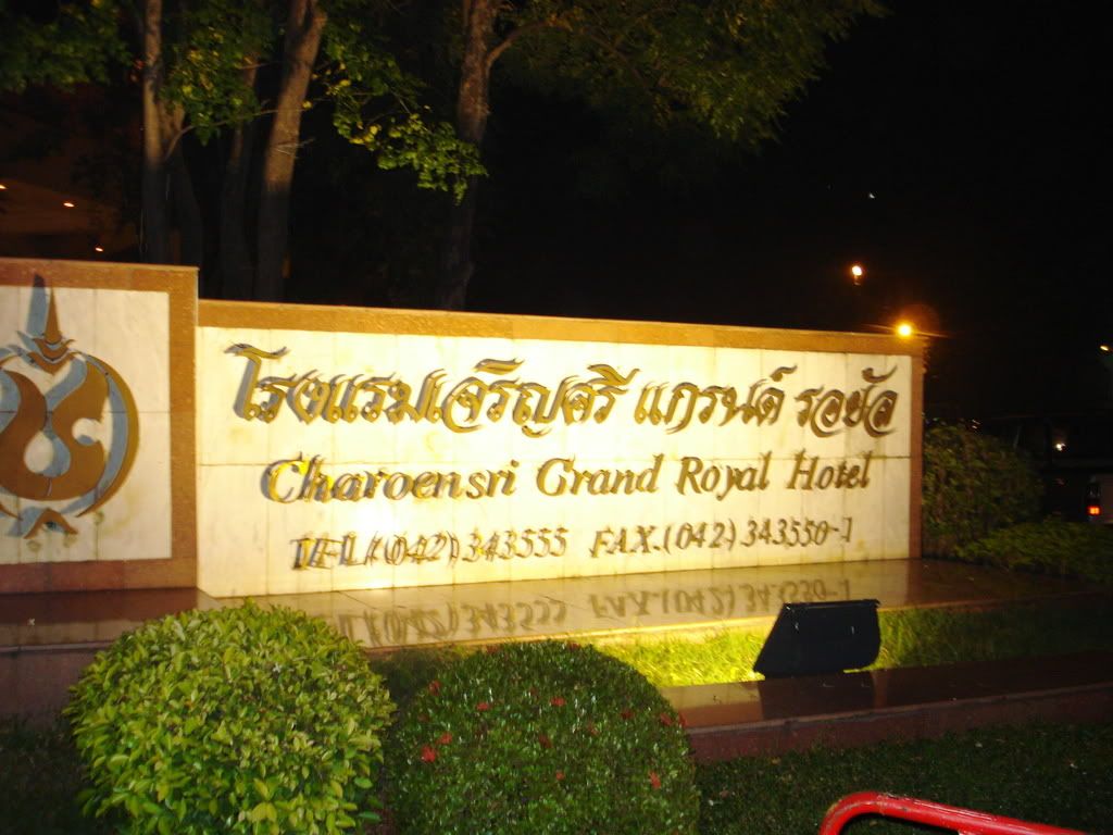 Charoensri1-1.jpg