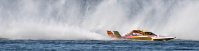 IMAGE: http://i281.photobucket.com/albums/kk223/Chippy569/RandomStuff/LakeSammamish6-12-1035.jpg