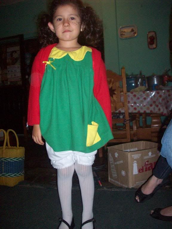 chilindrina costume manner