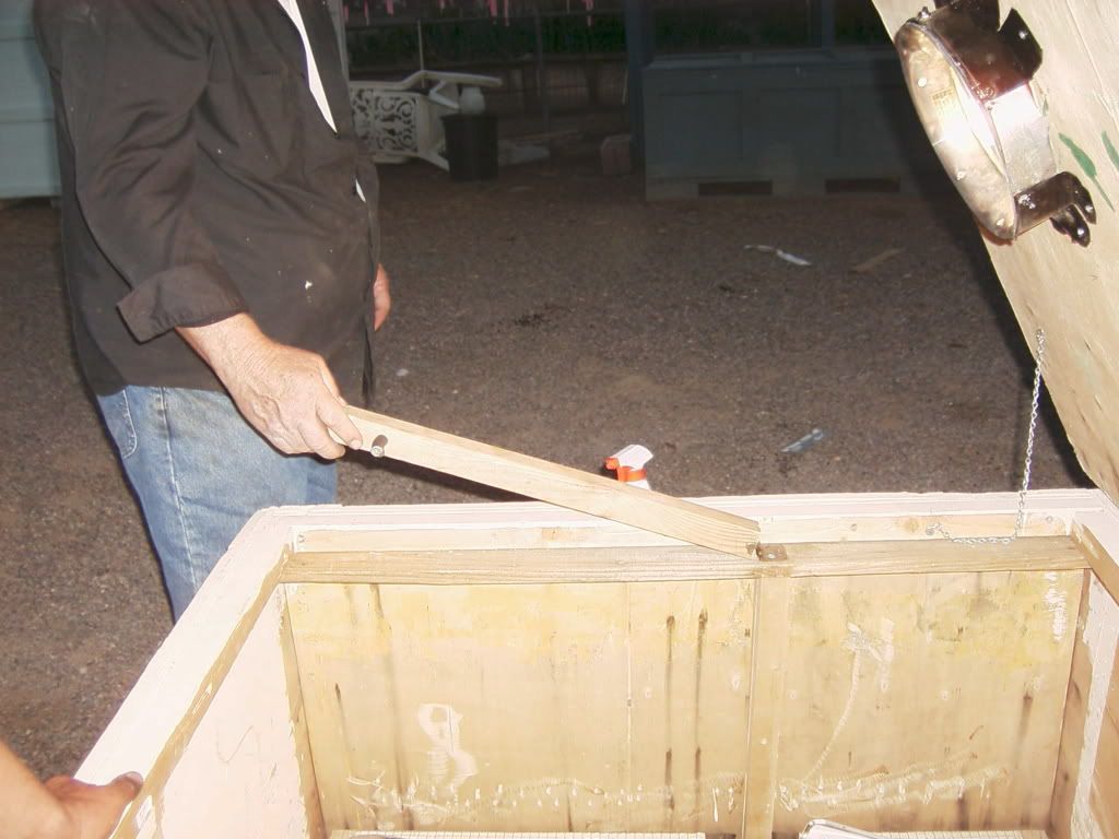 Placeing brace arm in close position