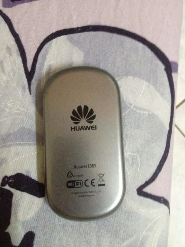 Pocket Wifi Huawei E585 , 3G di động phát wifi , mới 98% giá cực tốt (có hình) - 3