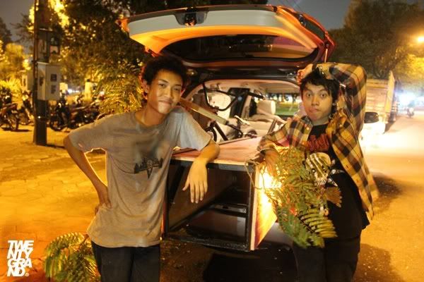 from left, Fachry Aditama & Ananditto