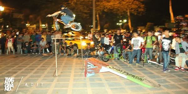 Adit is doing table top from banks