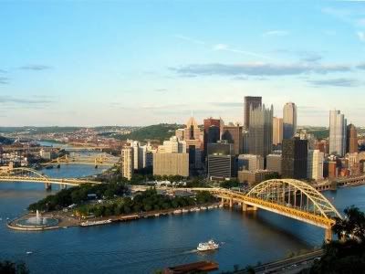 pittsburgh with fountain