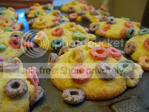 Froot Loop Cupcakes: bakebakebake — LiveJournal
